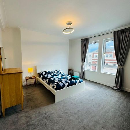 The Urban Retreat Apartment Единбург Екстериор снимка