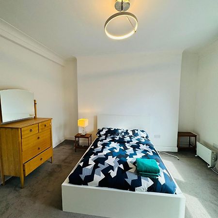 The Urban Retreat Apartment Единбург Екстериор снимка
