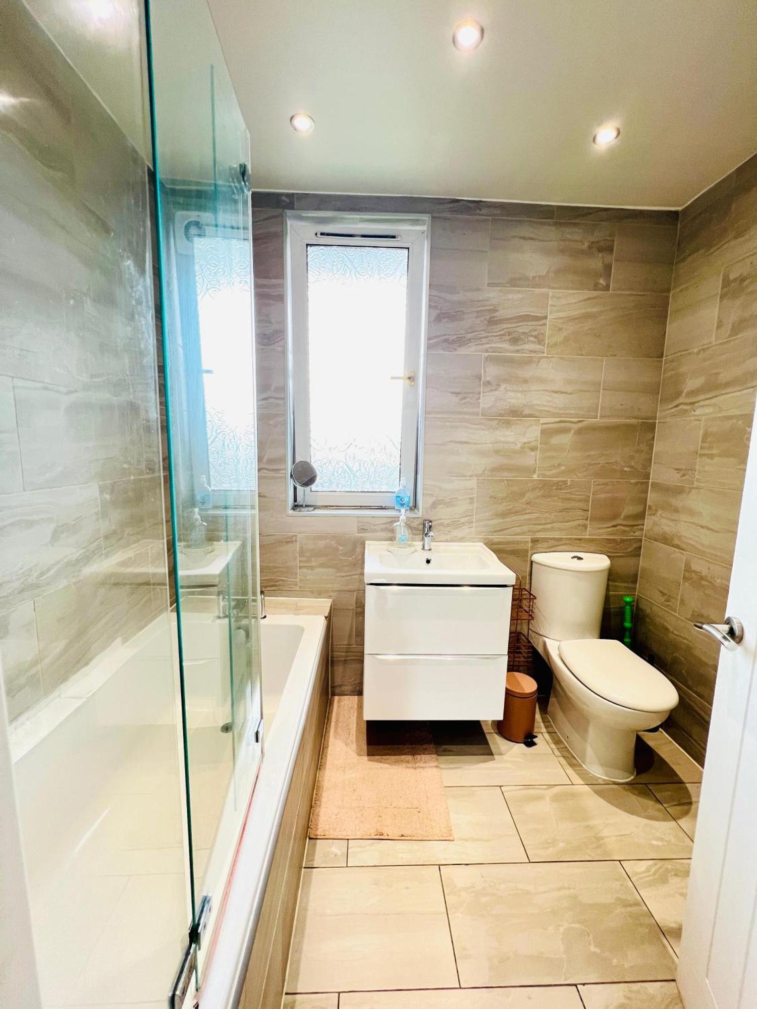 The Urban Retreat Apartment Единбург Екстериор снимка